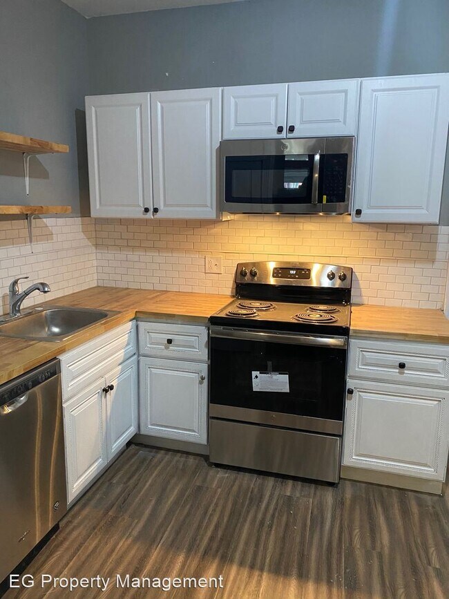Building Photo - 4 br, 2 bath House - 5114 Brown St.