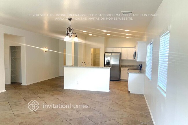 Foto del edificio - 15415 N 170th Ln