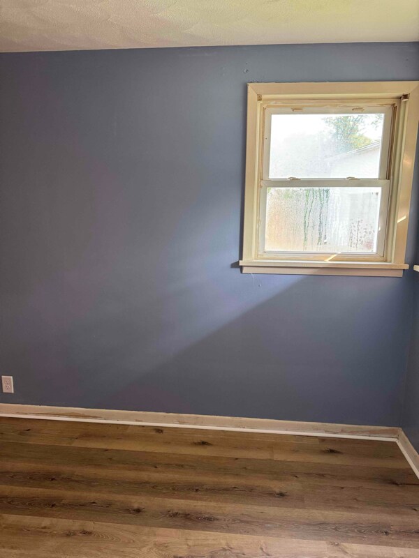 Building Photo - 2826 E Thomas Ave