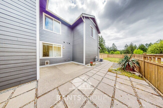 Foto del edificio - Townhome on Olympia's Westside