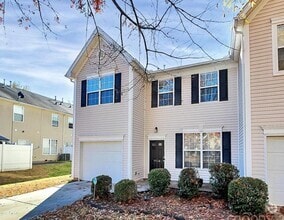 Building Photo - 7718 Abigail Glen Dr