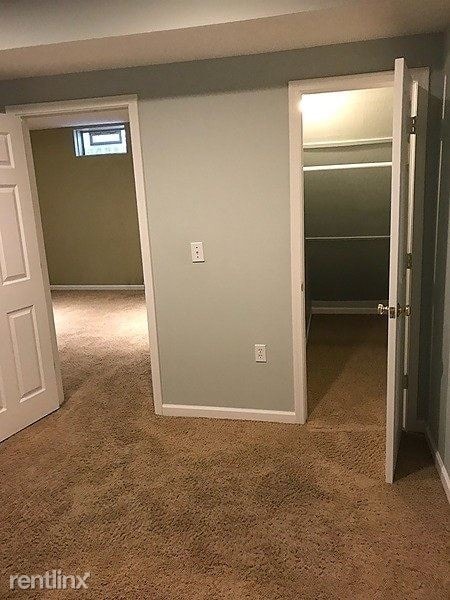 Building Photo - 3 br, 2.5 bath Condo - 2995 Glenloch Circle