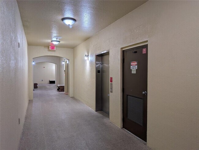 Foto del edificio - 11562 Amidship Ln