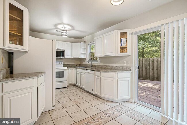 Foto del edificio - 19013 Cherry Bend Dr