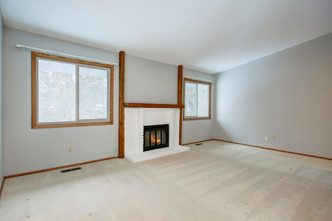 2 fireplaces - up and down. - 9774 Dorset Ln