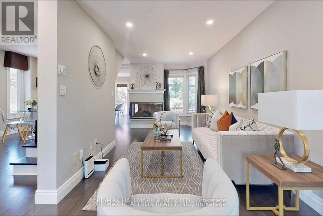 Photo du bâtiment - 280 Douglas Rd