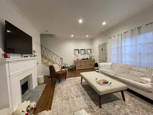 Living Room - 1058 S Ogden Dr