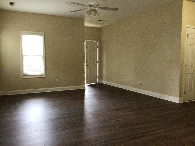 Building Photo - 12418 Winget Rd