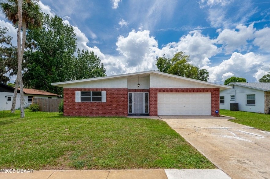 Foto principal - 3718 Paige St