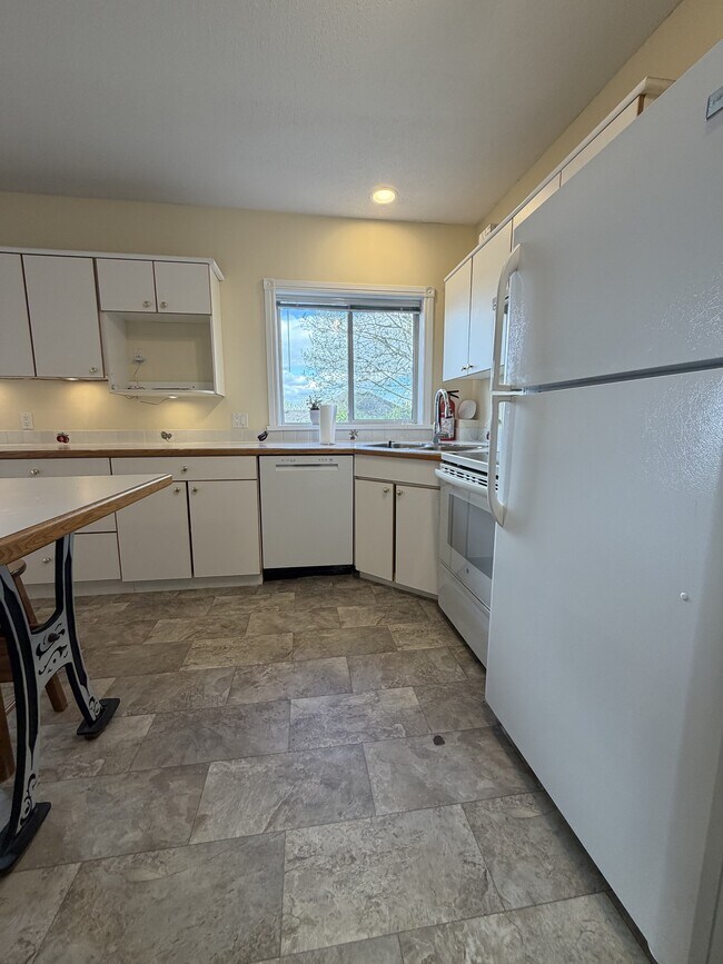 Photo du bâtiment - 2695 St Gallen Way