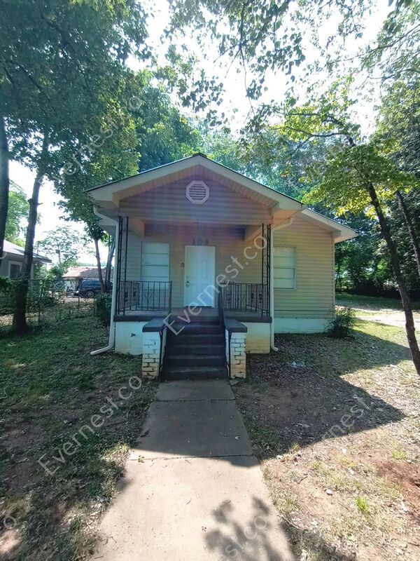 Foto principal - 103 Cedar St