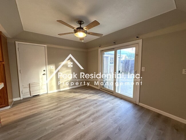 Building Photo - Spacious Roseville 4bd/2ba Home with Pool!