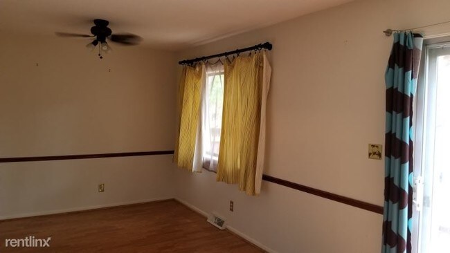 Foto del edificio - 3 br, 2.5 bath Condo - 9597 Outlook Drive