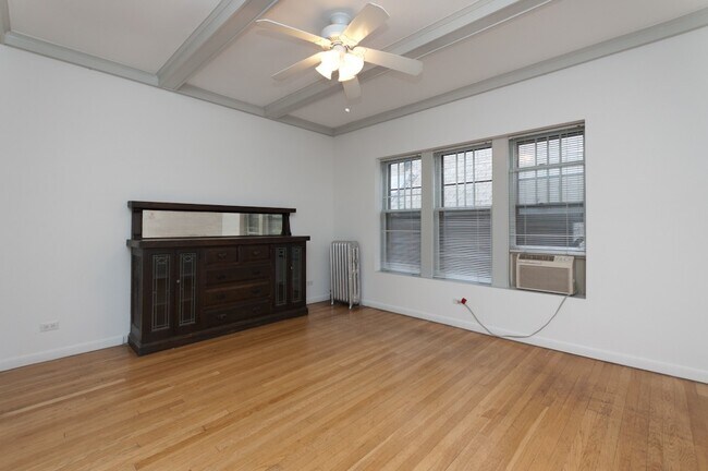 Foto del edificio - 906 W Wolfram St
