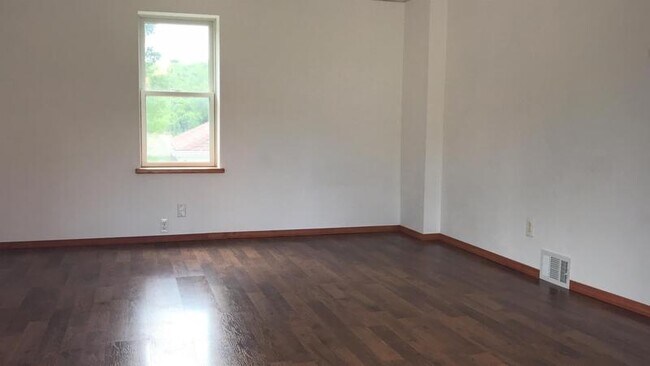 Foto del edificio - 511 Woodmont Ave