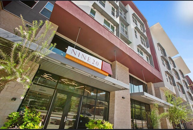 Building Photo - 920 S Terrace Rd