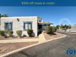 Building Photo - 3402 N Richland Dr