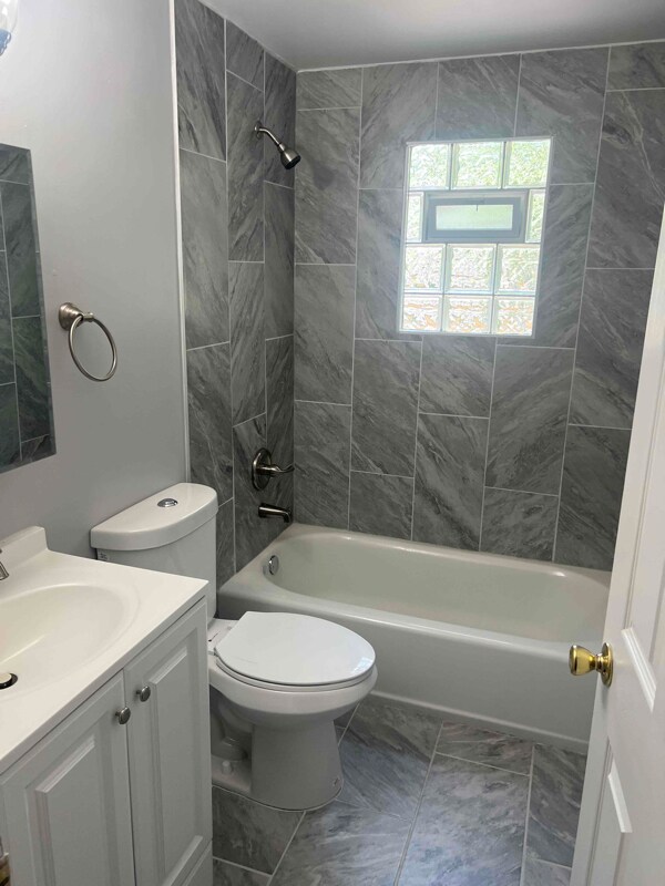 Foto del edificio - 933 W 116th St