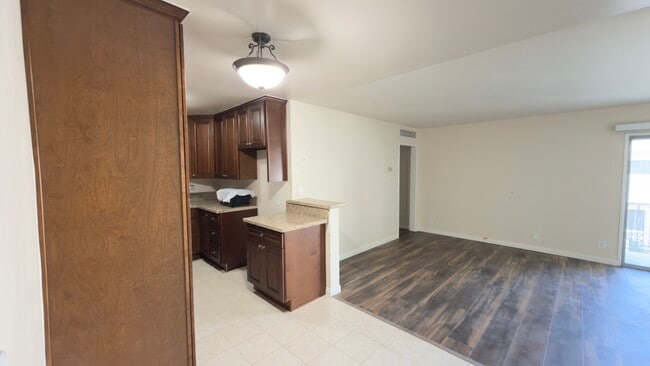 Building Photo - 13820 Victory Blvd