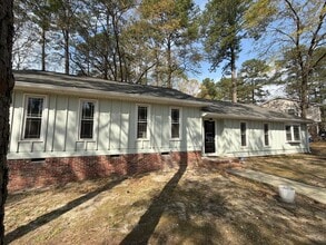 Building Photo - 7031 Darnell St