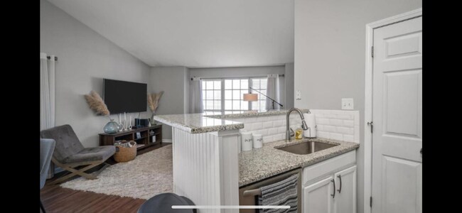 Building Photo - 175 Timber Creek Dr