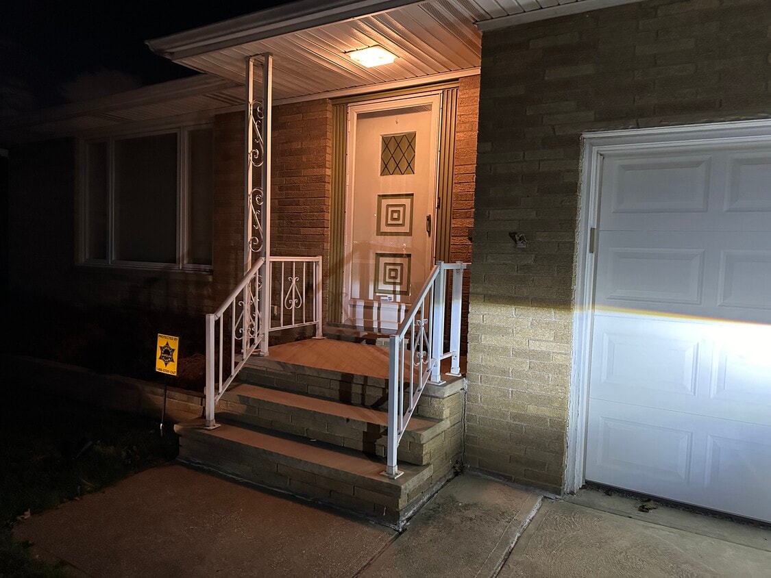 Foto principal - 9574 Idlewood Dr