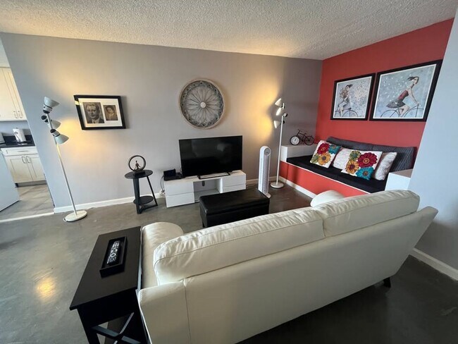 Foto del edificio - Newly Renovated Gem in Makiki