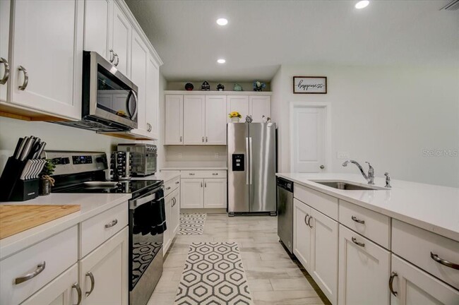 Building Photo - 10916 Quickwater Ct