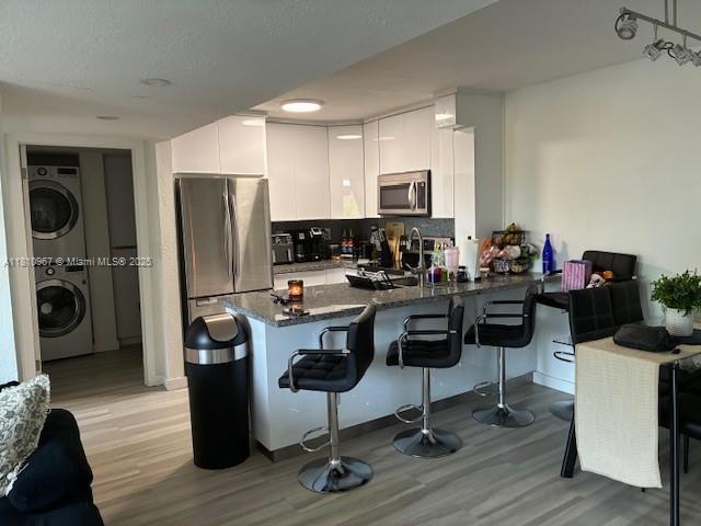Building Photo - 8002 SW 149th Ave