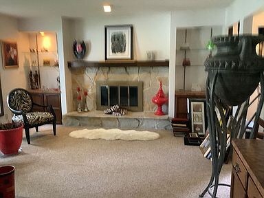 Foto del edificio - 6729 Woodlake Dr