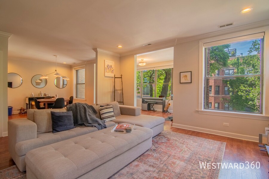 Foto principal - 747 W Cornelia Ave