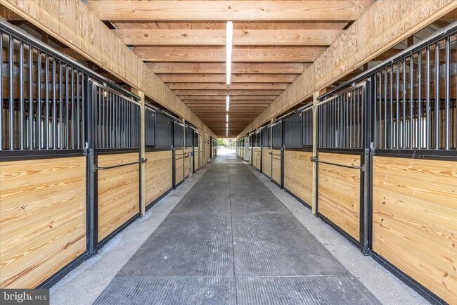 Building Photo - 10224 Bessie Clemson Rd