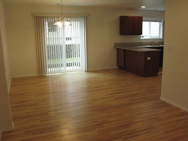 Building Photo - 109 E Mizzou Ct