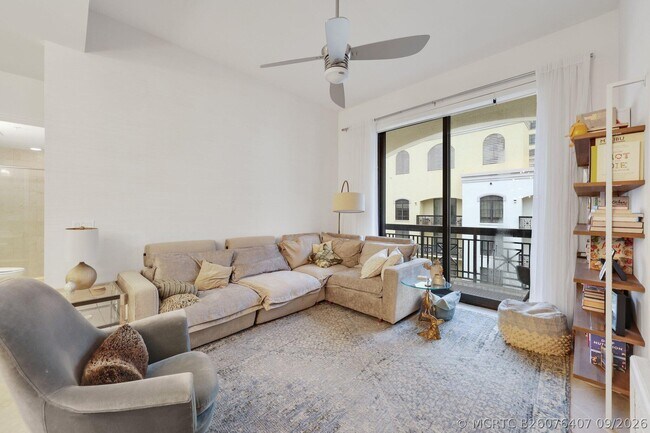 Foto del edificio - 801 S Olive Ave