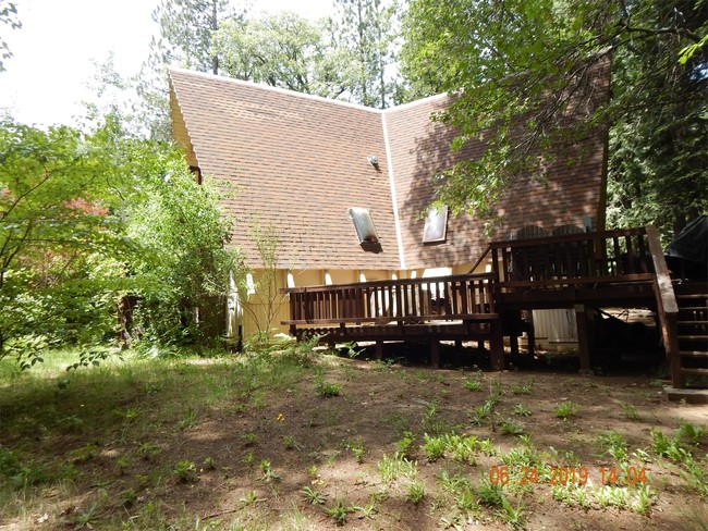 Building Photo - 1787 Pine Dr