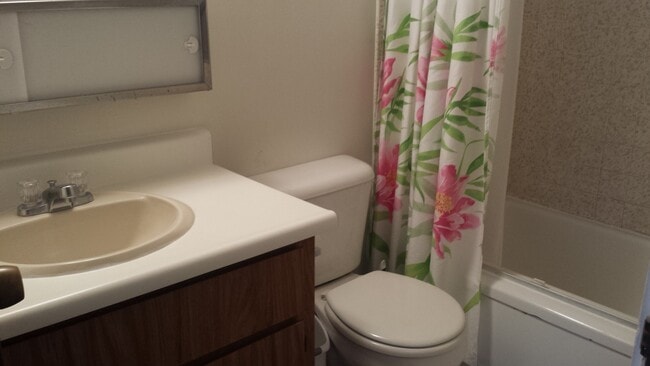 Photo - Waikiki Studio! Apartment