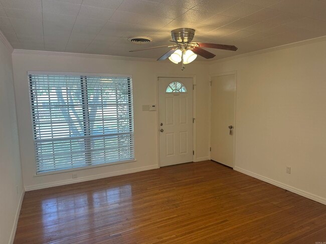 Building Photo - 9005 Penrose Ln
