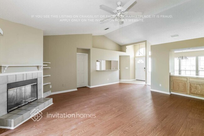 Foto del edificio - 7842 Mactavish Way S