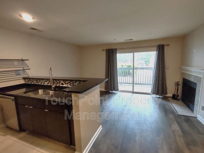Foto del edificio - 505 N Graham St
