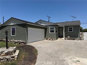 Building Photo - 17508 Jersey Ave