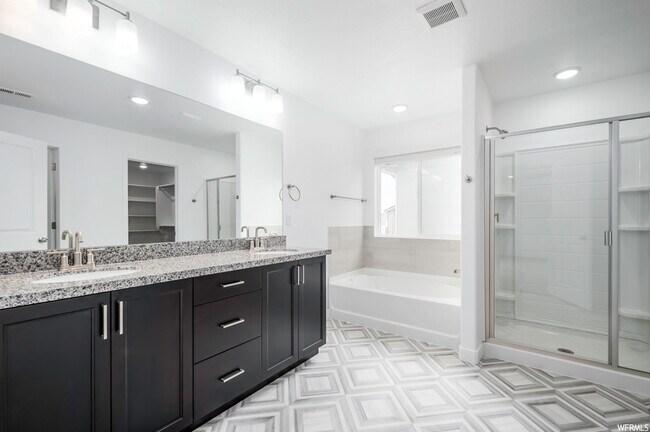 Building Photo - 12834 S Quail Lake Dr