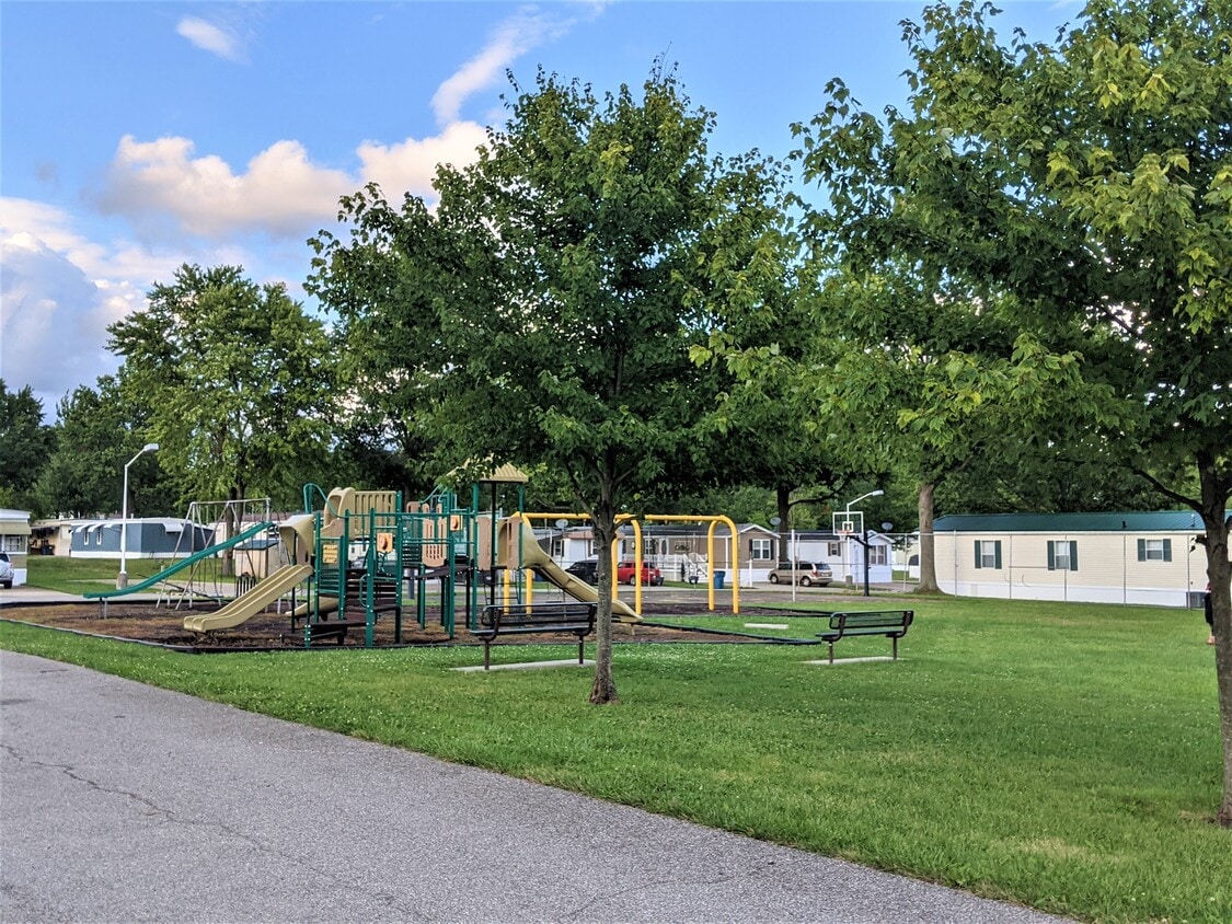 Westwood Estates Rentals in Amherst at 7055 Quarry Rd Amherst, OH