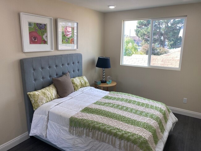 Building Photo - 3525 Percy St