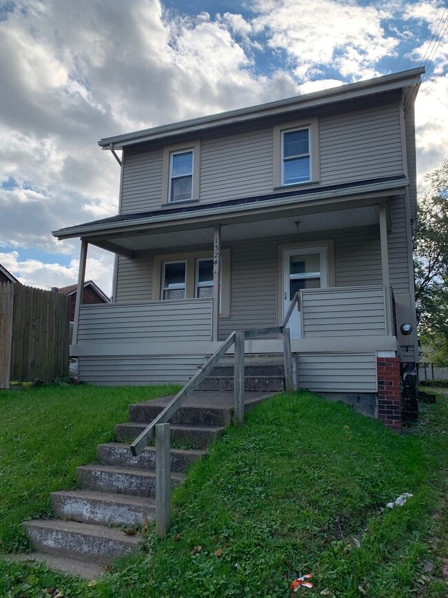 Building Photo - 1324 Salt Springs Rd