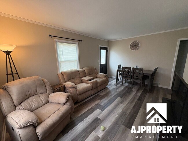 Foto del edificio - 809 E Presentation St