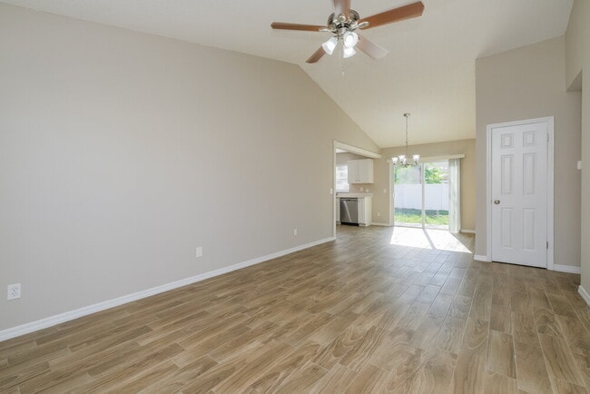 Foto del edificio - 9715 Little Pond Way