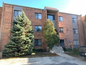 Building Photo - 1321 E Ports O Call Dr