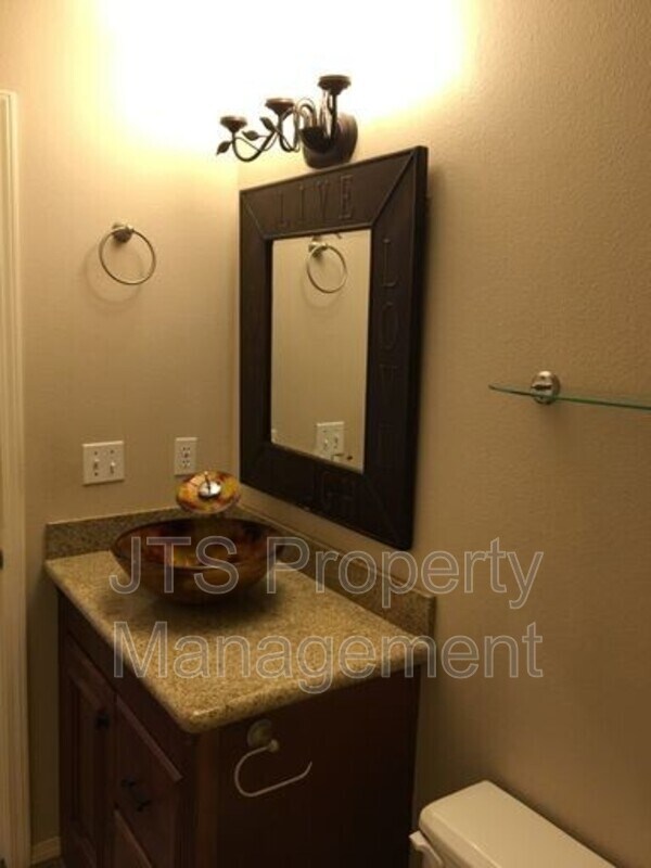 Foto del edificio - 5417 N Hertford Way