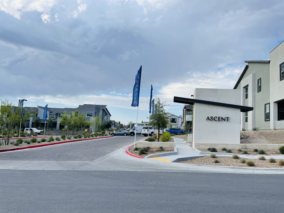 Foto principal - 11533 Cedar Shore Ave