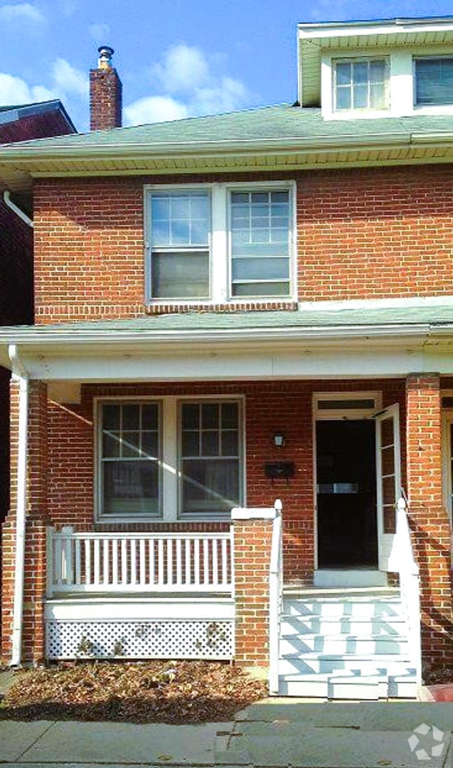 Building Photo - 542 Lamour St